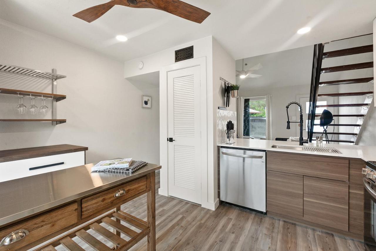 Contemporary Couples Getaway Near Austin Favorites - Loft 21 Lejlighed Eksteriør billede